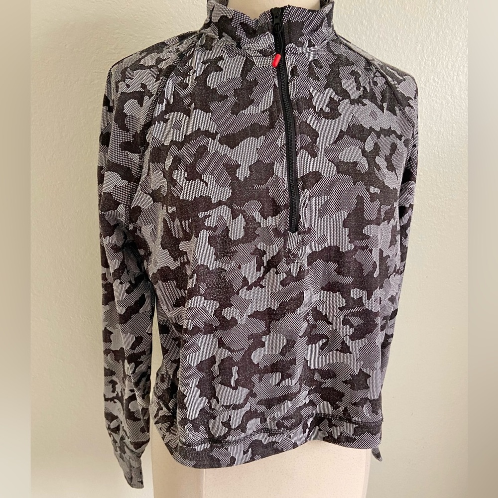 Spyder Active Camo Top Quarter Zip Long Sleeves Black Gray Size XL